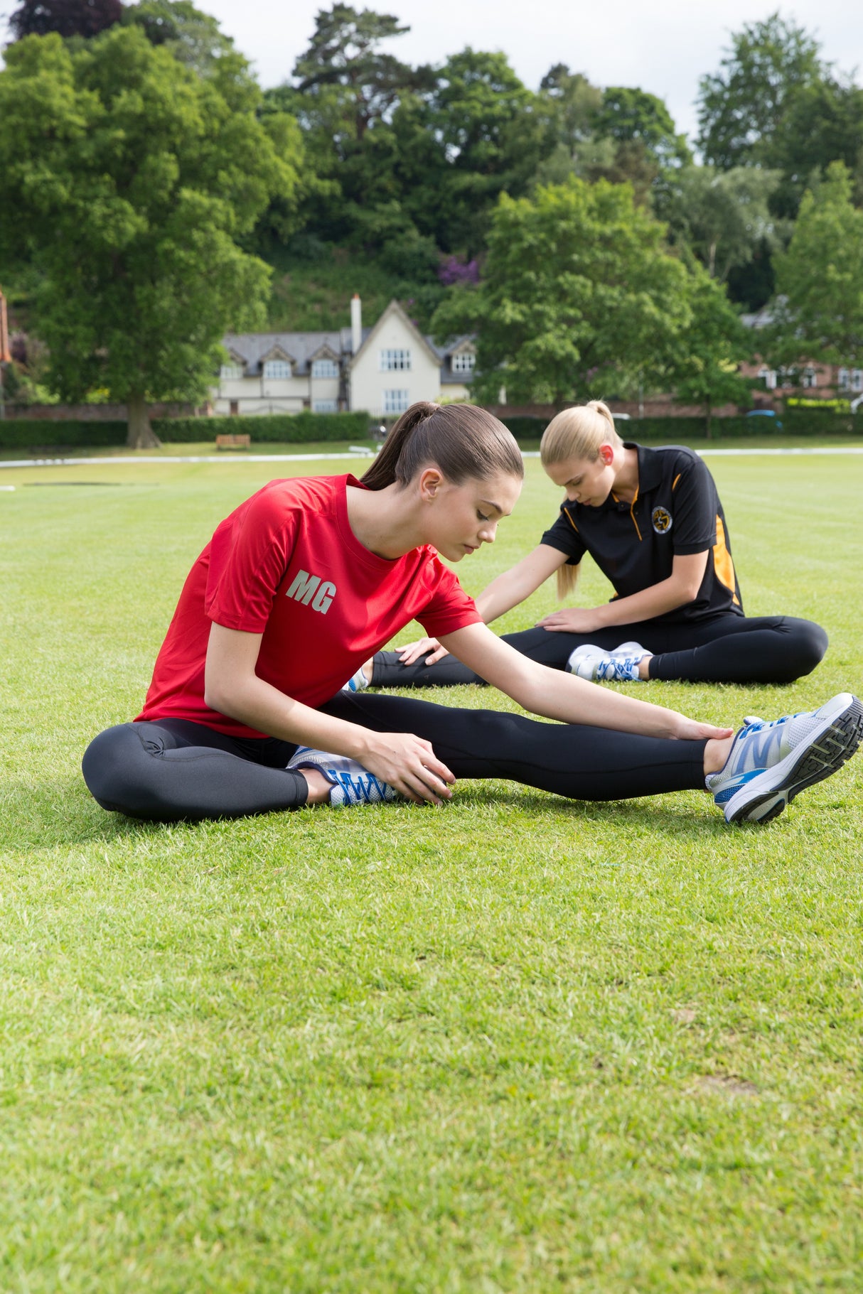 Female fit Sport Leggings